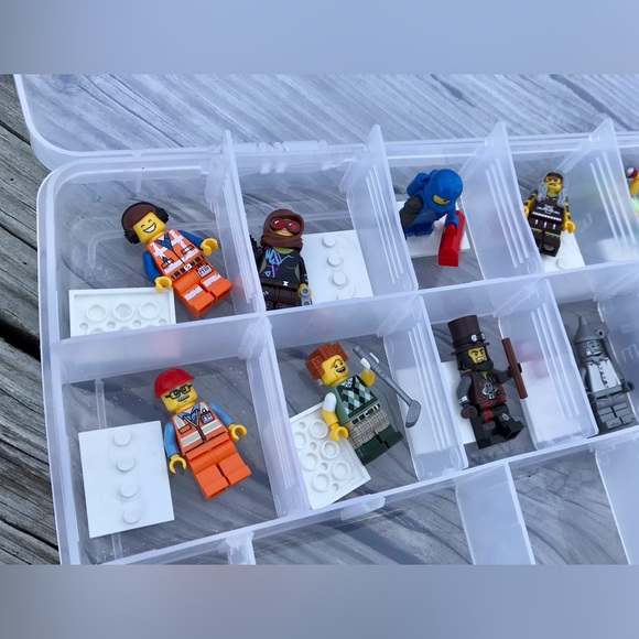 Lot 14 LEGO Minifigures Blind Bag Lego Movie Series No Case Included - Picture 8 of 10